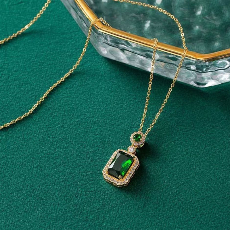 3Pcs Emerald Crystal Necklace